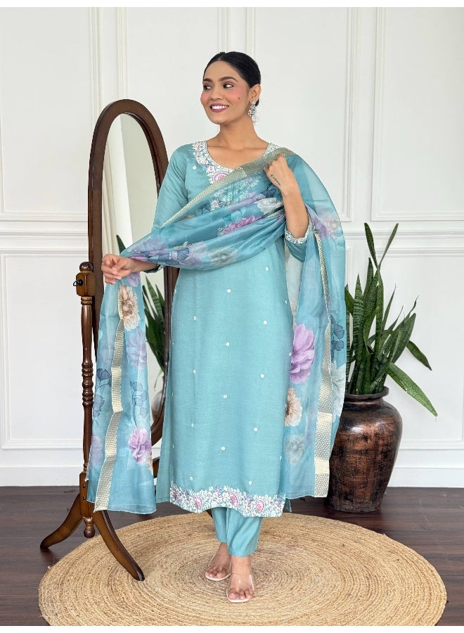 piludi Aqua Embroidered Kurta Set for Women - Image 5